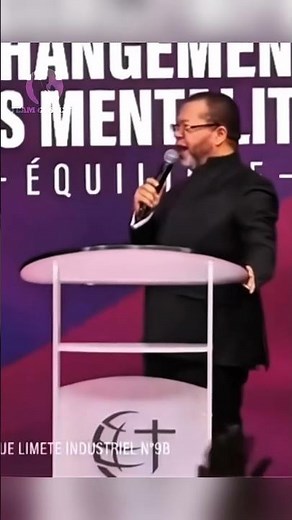 Retour en images sur la première apparition du pasteur Marcello tunasi après le décès de sa femme