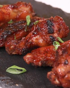 Frat Guys Try Each Other's Grilled Chicken | Tasty UK