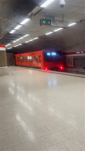 M100 on the M2 line departs from Kamppi