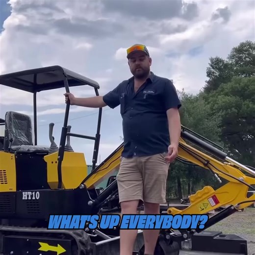 Testing Out Our Chinese Mini Excavator! | Bruce Wilson