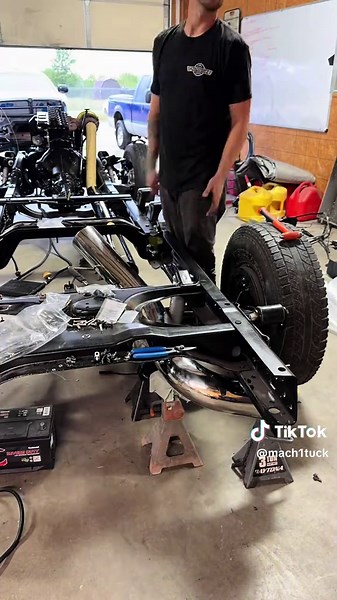 Customizing a 5 Inch Exhaust Kit for 94 Ram at SEMA