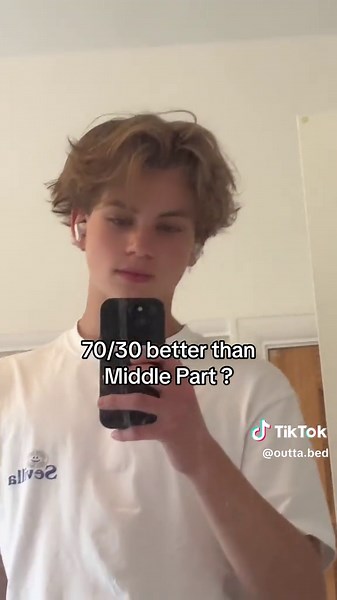 Middle Part vs 70/30 Hairstyle Comparison