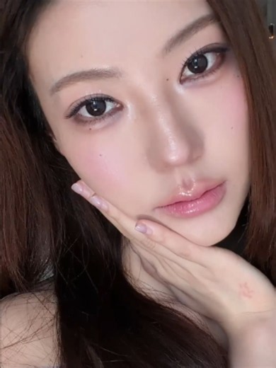 Trang điểm kiểu Hàn – Tutorial 10 phút cho người mới