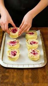 A family favorite! A puff pastry dessert in just 10 minutes.