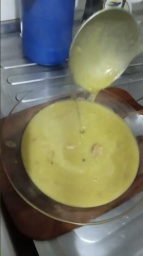 A melhor RECEITA de SOPA DE ERVILHA 🍲🥓que você vai comer: Cremosa e com MUITO BACON#shorts