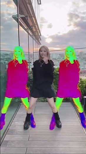 屋上でやりらふぃーダンス🕺空がめっちゃ綺麗！！！！！【ヤリラフィーダンスメドレー踊ってみた】 #shorts