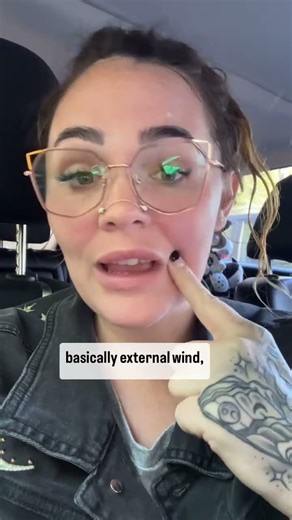 Acupuncture point Stomach 4 (ST4), also known as Dicang, is commonly used in Traditional Chinese