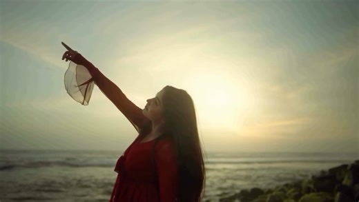 Frames Of Varkala on Instagram: "Frame Varkala Official 😍❤️ #varkala #beach #model #potraits #viralvideos"