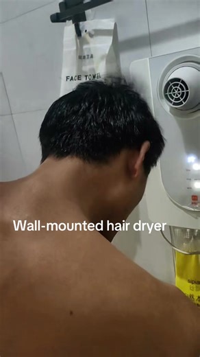 Wall-mounted hair dryer! You can blow the warm wind! It can also be natural! 360-degree rotation! It's convenient to blow your hair and keep warm! Made in China! Source factory