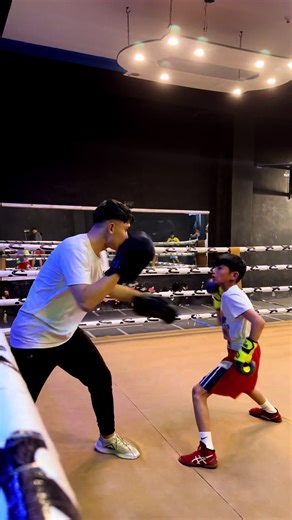 Muhammad Ali: A Champion's Legacy in Boxing