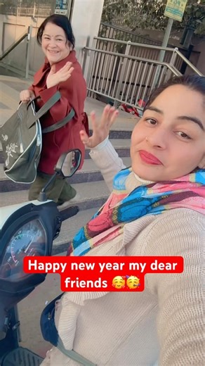 happy new year//meri YouTube family app sabhi ko happy new year #viralvideo #trending