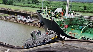 574K views · 7.7K reactions | COMO FUNCIONA el CANAL de PANAMÁ cuando pasan los BARCOS ✳SUSCRÍBETE ▶ https://bit.ly/3MfrTAY Vídeos Recomendados: COMO se HACE POTABLE el AGUA del MAR ▶ https://youtu.be/IKHYC-JTwCs | Fabricando | Facebook