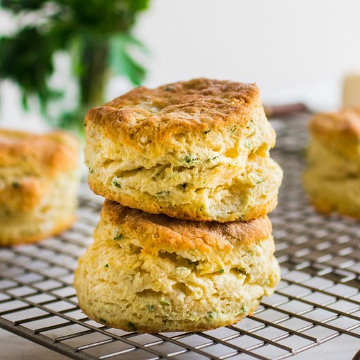 Easy Herb Biscuits (Video)