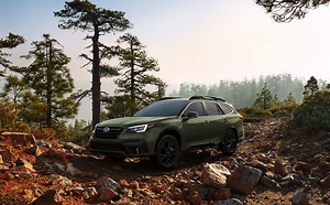What Features Come Standard on the Subaru Outback?