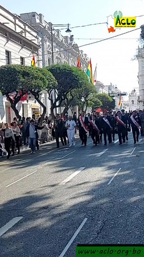 Así se desarrolló el desfile Cívico, institucional y militar por los 199 años de aniversario de #Bolivia