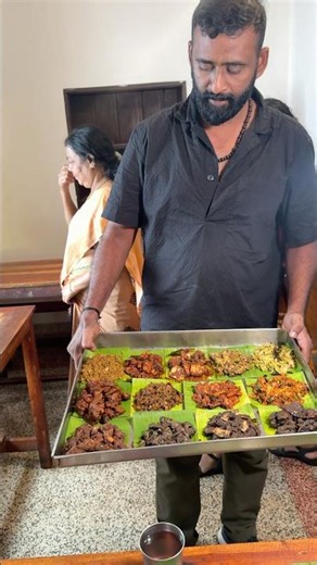 തൃശ്ശൂർ എംജി റോഡിലുള്ള കേരള കഫേയിലെ കറി ഐറ്റംസ് #food