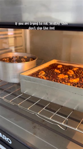 Krishna Jain✨| Content Creator🔪🛩️ on Instagram: "Healthy and tasty!✨ Day 1 of 7 Days Chocolate Recipes🍫: Date and Walnut Chocolate Cake!✨ Ingredients: (Makes 2 cakes for 750g each) 390g Dates 700g Milk 160g Oil 30g Honey 45g cocoa powder 230g Wholewheat flour 2tsp Baking soda 1.25tsp Baking powder Vanilla 1. Soak pitted dates in boiling hot milk for 1 hour atleast. 2. ⁠Then blend it into fine paste. 3. ⁠Add the blended puree to the bowl with honey and oil and whisk for 5-7 minutes. 4. ⁠Then a