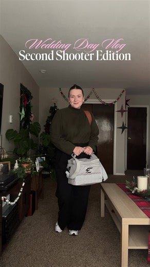 If you are a photographer who wants to break into the wedding industry and doesn’t know where to start, may I introduce you to a: Second Photographer A photographer who shows up and works alongside another photographer on a wedding day 🧚🏼‍♀️ As a second photographed, you get to experience a wedding day and document it without any of the stress! It’s one of my favorite ways to connect with other industry creatives grow my craft!! **second shot for @m.w.collective** editorial photoshoot, chicago