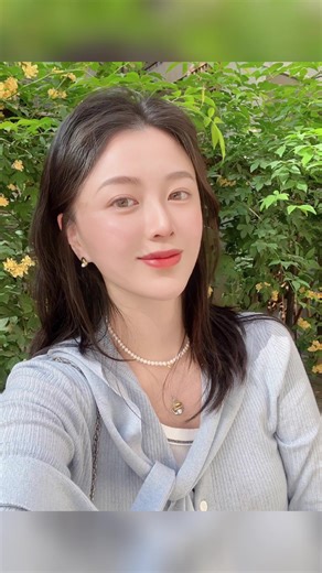 សំឡេងដើម - hfhd D이(가) 포함된 hfhd D (@hfhd.d) 님의 동영상