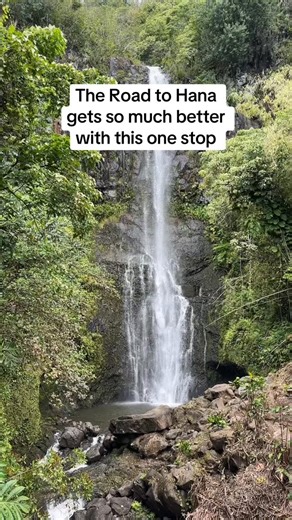 If you are driving the Road to Hana, plan a night (or more) at the Hana-Maui Resort by Hyatt. {SAVE for your trip FOLLOW for more} We stayed one night, and I wish we had stayed longer. There is so much you can access from there, and the property itself is stunning. I can’t wait to be back in May and to bring my parents and brother and sister-in-law with us this time! #hanamaui #hawaiihotel #roadtohana #mauihawaiir e | Live Love Run Travel