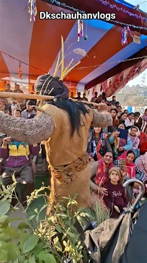 भीड़ में आया देवता #pahadiculture #pahadifolkmusic #viral #shorts #shortsviral #viral