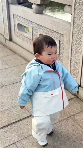 Spring Outing: Perfect Weekend Weather in the Park