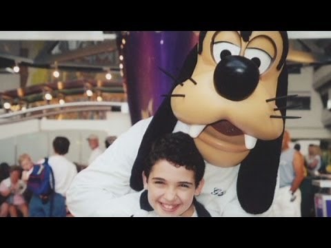 Father uses Disney movies to connect to his autistic son