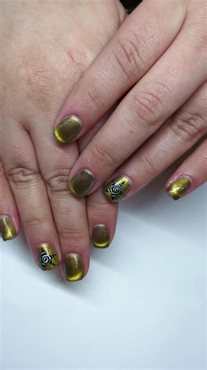 Metallic Gold Nails Hidden Ninja Details? Say less. Bold, shiny, and secretly anime-coded 💅 Naruto fans – did you catch the symbol? 👀 👇 Comment if you recognized it (no spoilers) #Glamournail #NailArtDesign #NarutoNails #GoldNails #OtakuStyle