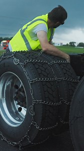 Did you know TravelCenters of America offers 24/7 Emergency Roadside Assistance for commercial vehicles? A breakdown can result in delayed loads, missed opportunities and decreased profits. That’s why we are prepared to connect you with an experienced roadside technician from our Emergency Roadside Assistance network to get your vehicle up and running. If you need help, call 1-800-824-SHOP. | TravelCenters-TA-Petro