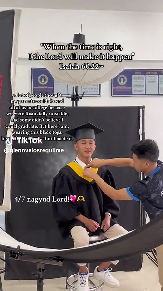 To my Mama, Papa, Lola, and Sibs.. Thank you kaayos mga support through my ups and downs naa mo permi sako side, I’m so grateful to have you goyss!🫶💖