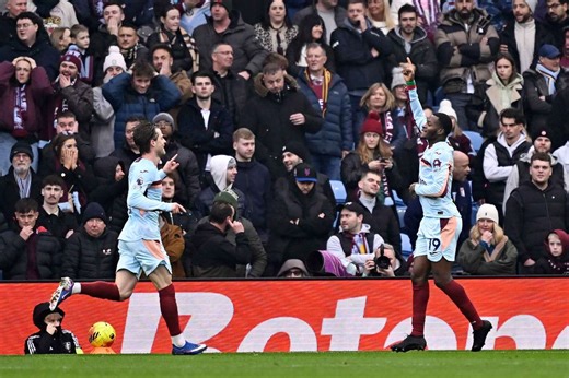 Aston Villa stunned at home as 10-man Brentford take all three points | Flashscore.co.uk