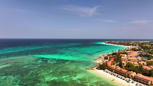 Download Aerial view of the sea on the Caribbean island of Aruba for free