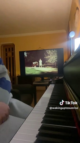 Succession Theme Music Analysis for Episode 2x06