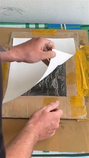 Carving and printing an ABSTRACT linocut! ✍️ #printmaking #linocut #shorts #abstractart