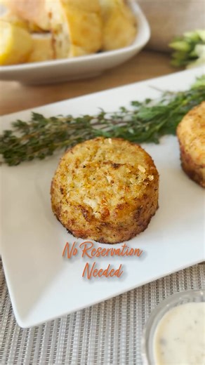 No reservation needed. We'll send our golden crab cakes straight to your door. | Citarella