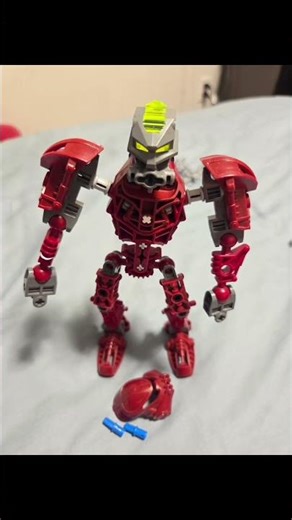 Toa Vakama Stop-Motion Build Bionicles 2004