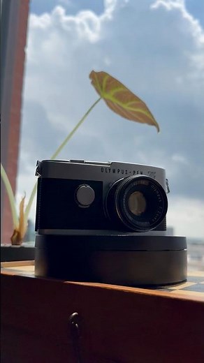 Olympus Pen F - A Rare & Gorgeous Film Camera