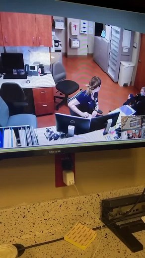 When u see artifact on tele and run after ur patient who is trying to get up #nurselife #rnlife
