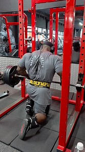 72K views · 2.4K reactions | The final stretch...all or nothing now  The hardest back combination I do... bend over row superset with seated row, this completely burns you out as a combination normally. Doing it at the last few weeks from a show is a complete finisher ‍ #samsondauda #arnoldsportsfestival #mrolympia #mrolympia2024 #bodybuilding | Samson Dauda | Facebook