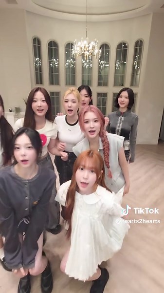 하츠투하츠의 아이돌 스타일 직캠 공유