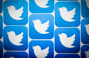 Twitter testing new YouTube feature