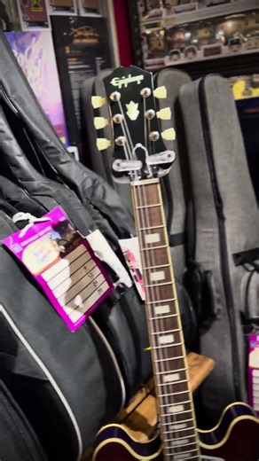 Heritage Ascent+ Collection H-535 Electric Guitar, Scarlet Red Burst