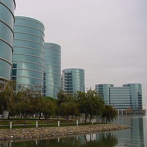 Oracle va cumpara Sun Microsystems pentru 7,4 miliarde dolari