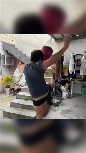 "Funny People Doing Epic Fails 😂🔥"