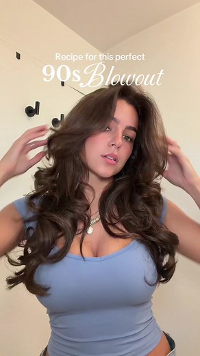 90s Bouncy Blowout Tutorial for Everyday Hair