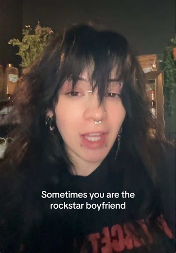 Androgynous af except for these tits (BPD activities💀) #queer #gothtok #alttok #alttiktok #androgynous