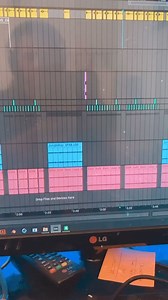 Is the computer a real instrument? 🤔😅 | Notixx