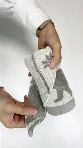 簡単！コンパクト&立つ&ほどけないタオルクルクル巻きたたみ方#Shorts