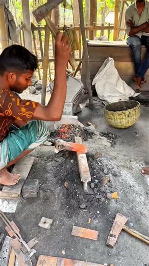 Amazing Axe Making Process – From Raw Steel to Sharp Power! 🪓🔥