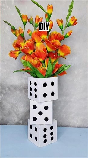 Aesthetic Dice Flower Vase | Best Out of Waste DIY #shorts #craftoriapriya